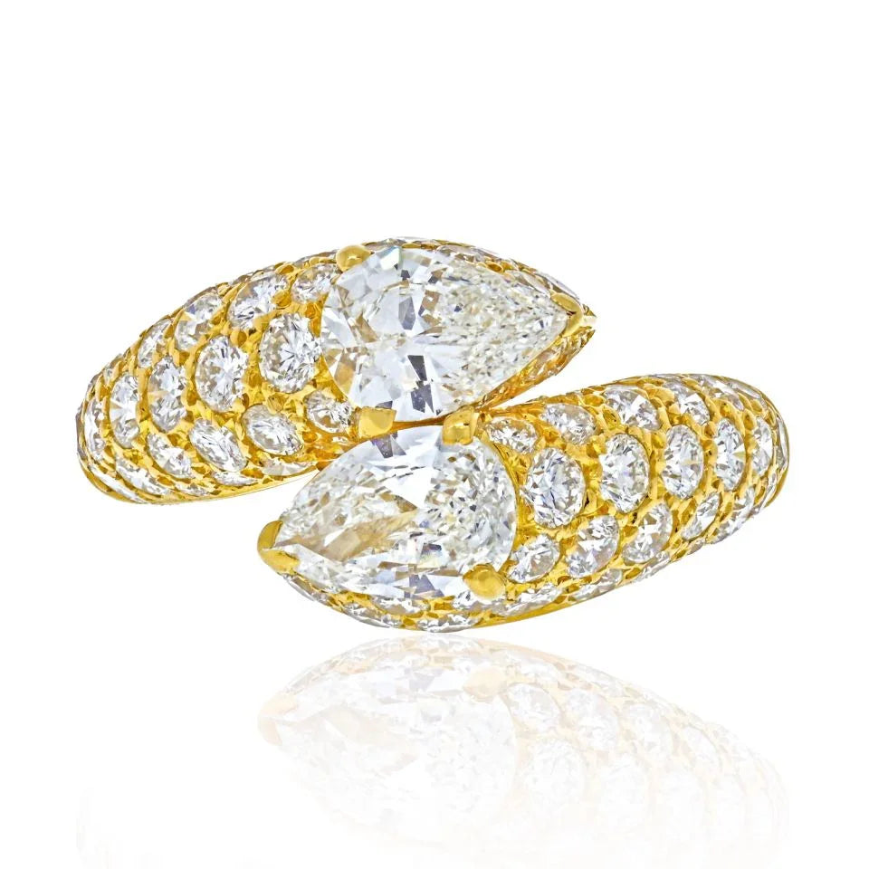 Carthttier 18K Yellow Gold Deux Tetes Croisees Ring