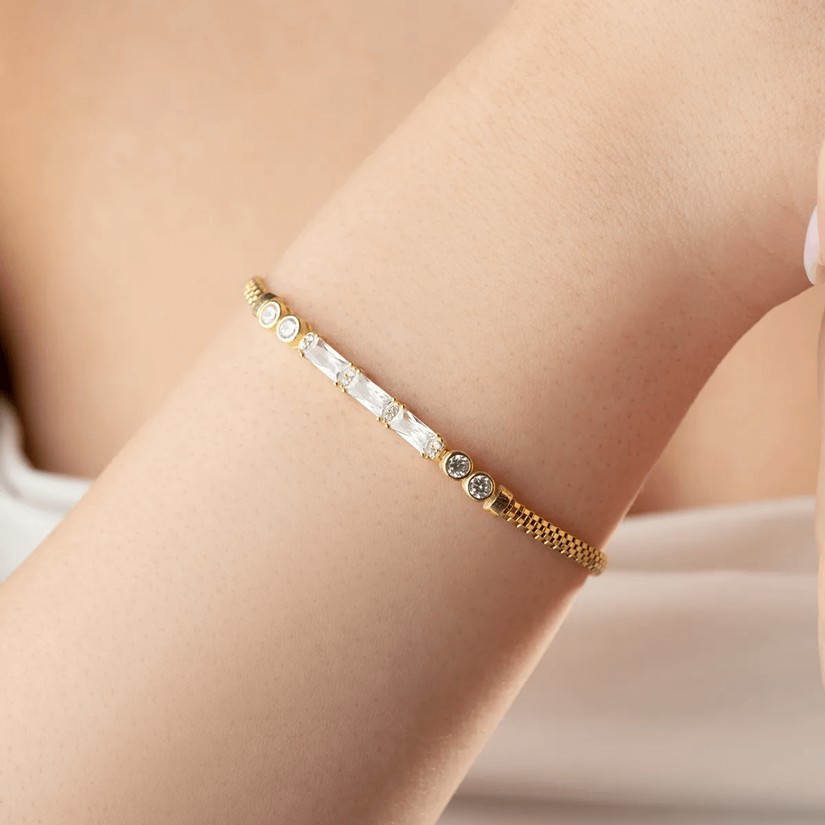Baguette Stone Bracelet Gold-Plated Silver Mesh Chain