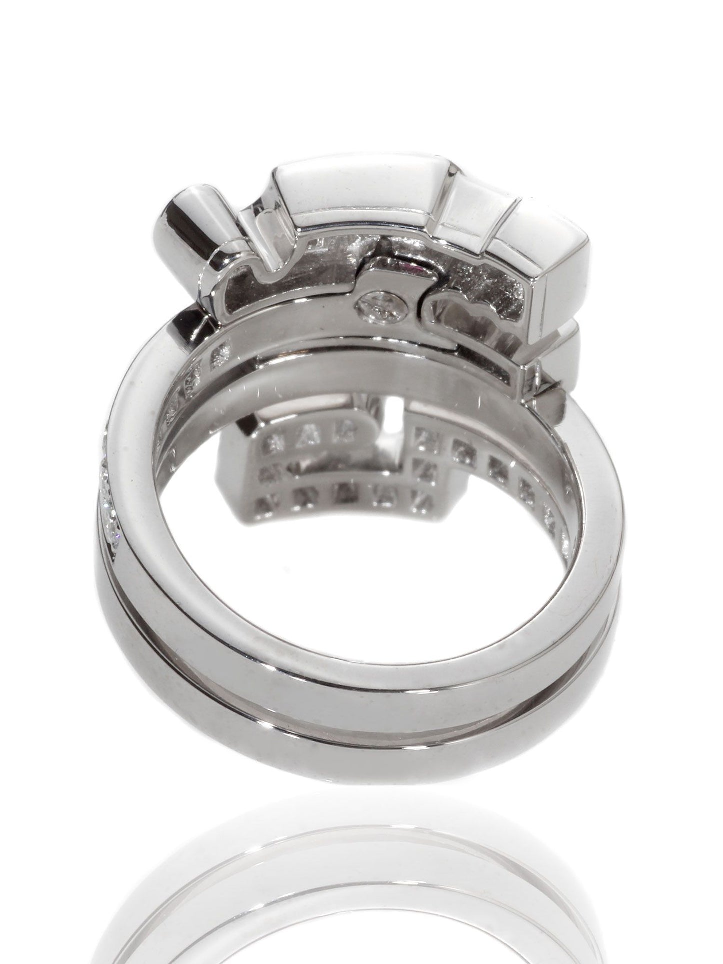 Carthttier Le Baiser Du Dragon Diamond Ring in 18k White Gold