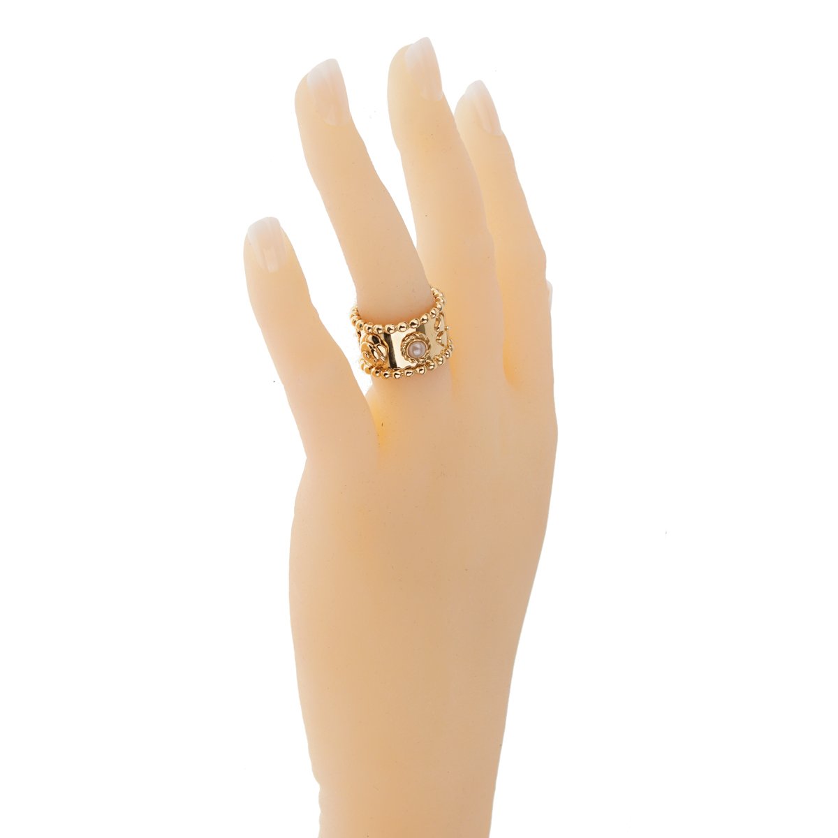 Chathtnel Lucky Pearl Gold Band Ring