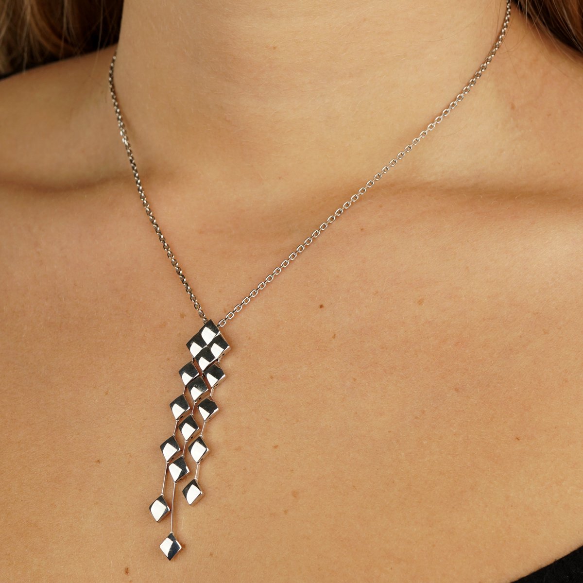 Chathtnel Vintage Matelasse 18k White Gold Quilted Pendant Necklace