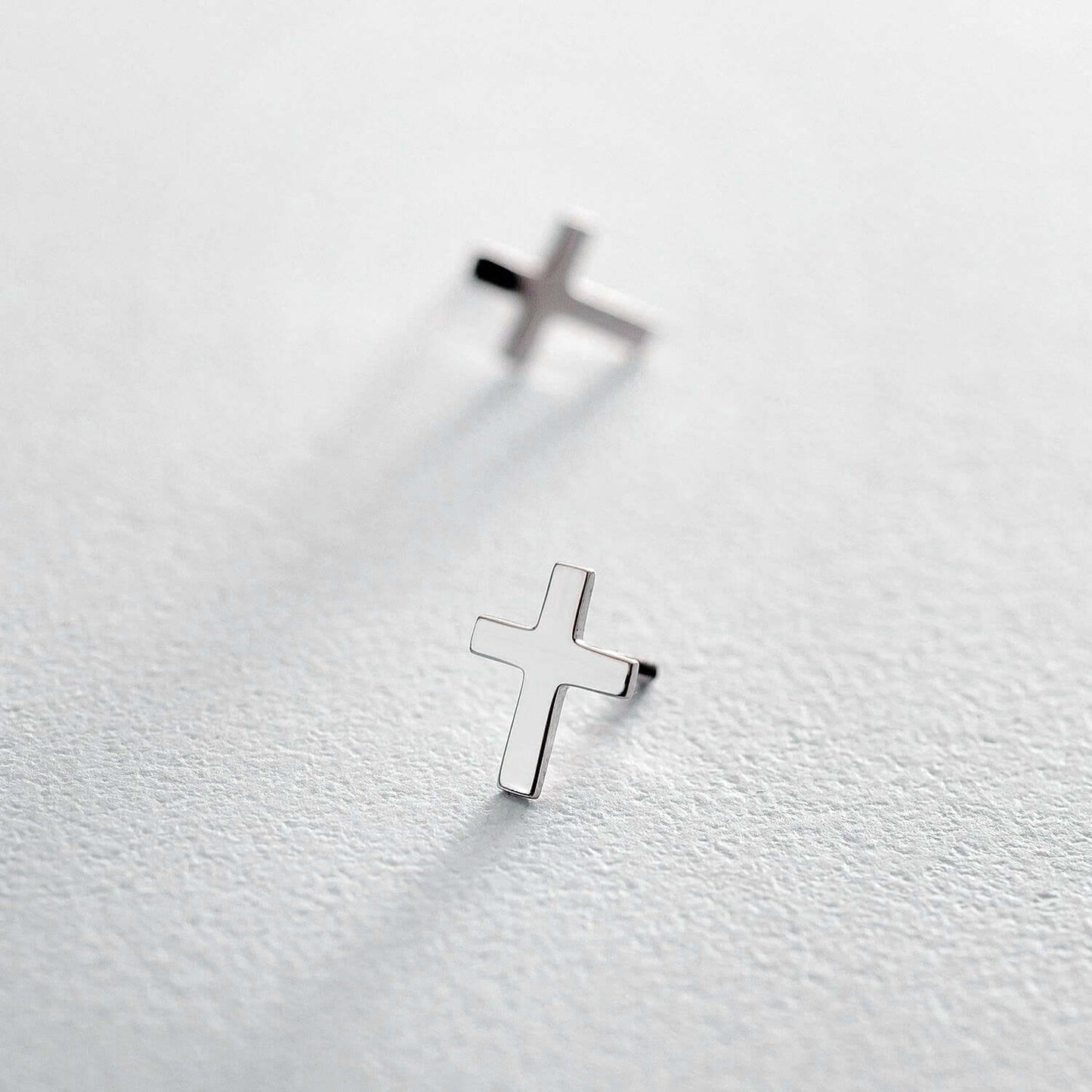 Minimal Design Studs 14k Solid Gold Cross Earrings Daily Jewelry