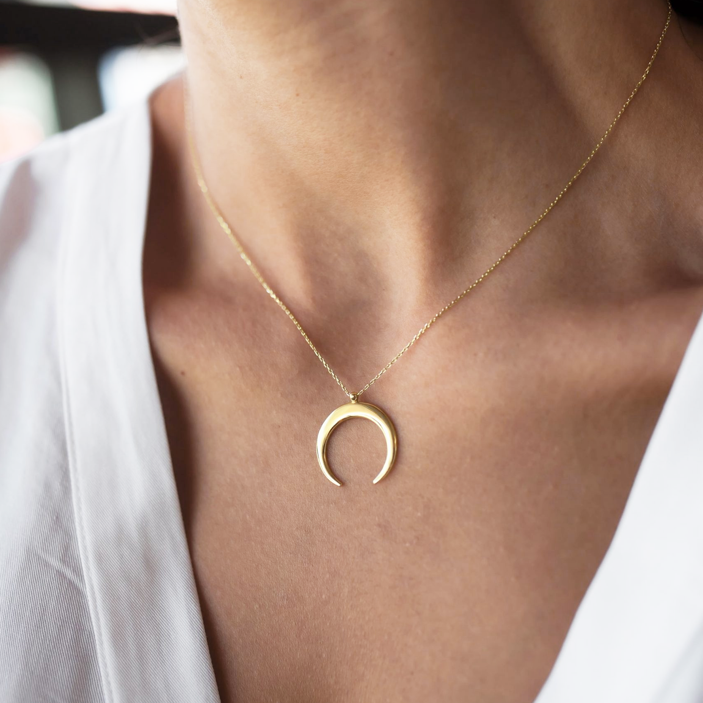 Pendant Necklaces for Women Crescent Moon