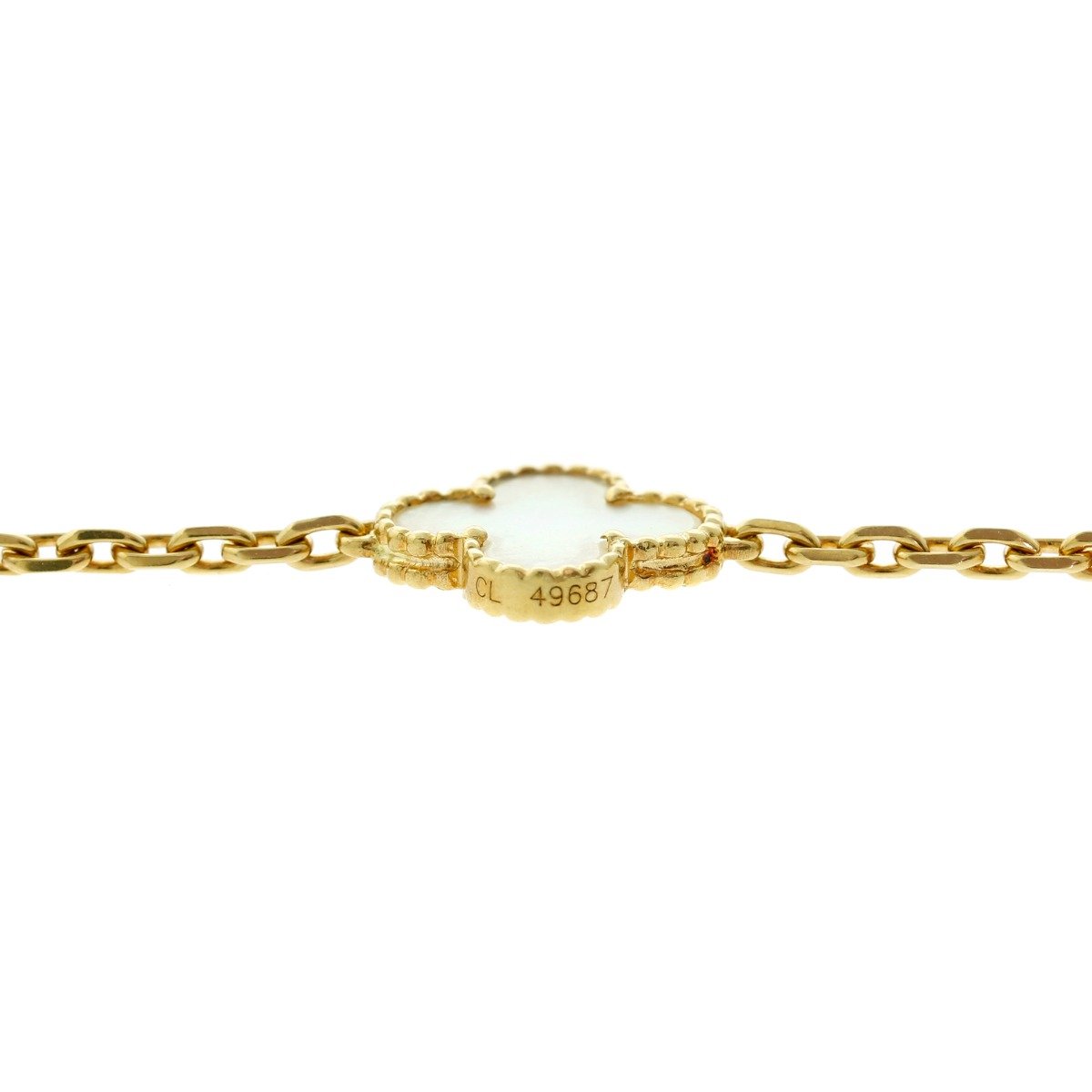 Vathtn Clthteef Arpels Mother of Pearl Alhambra Necklace