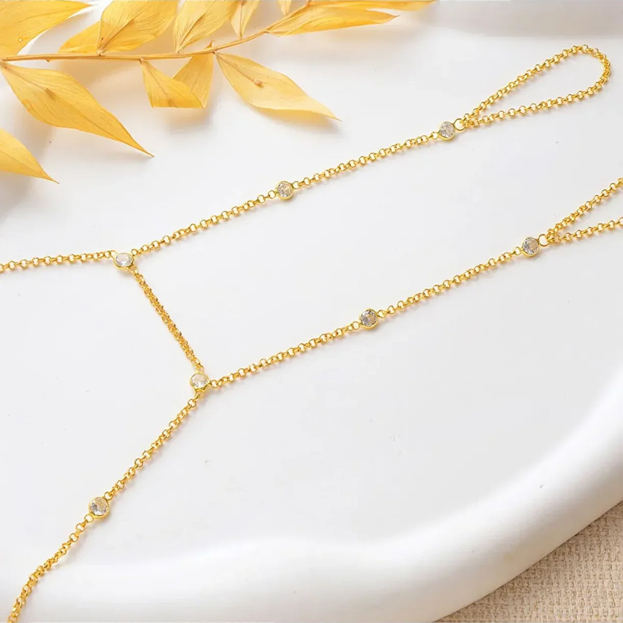 Gold-Plated 2-finger Handchain Zircon Stone Shahmaran