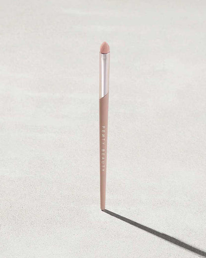 Precise Definition Eyeshadow Brush 220