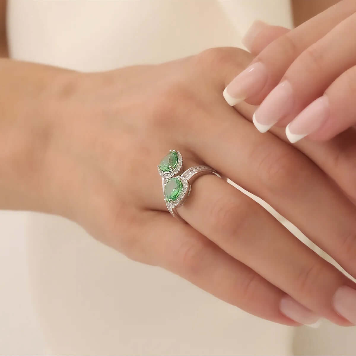 925 Sterling Silver Green Teardrop CZ Diamond Ring