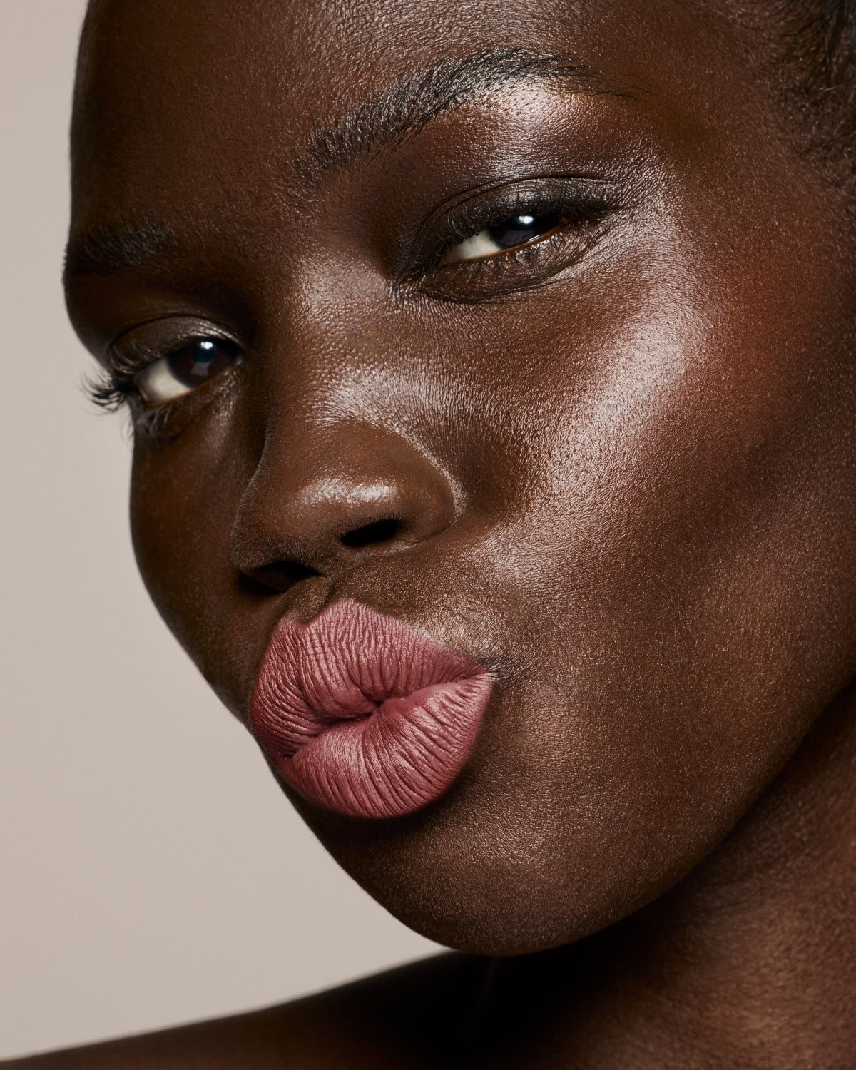 Stunna Lip Paint Longwear Fluid Lip Color ¡ª Uncuffed