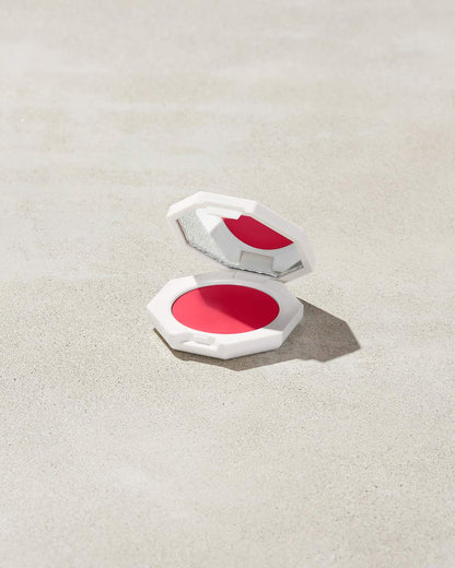 Cheeks Out Freestyle Cream Blush ¡ª Strawberry Drip