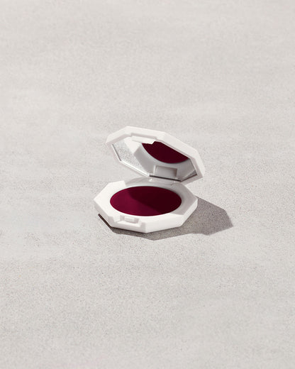 Cheeks Out Freestyle Cream Blush ¡ª Raisin Standardz