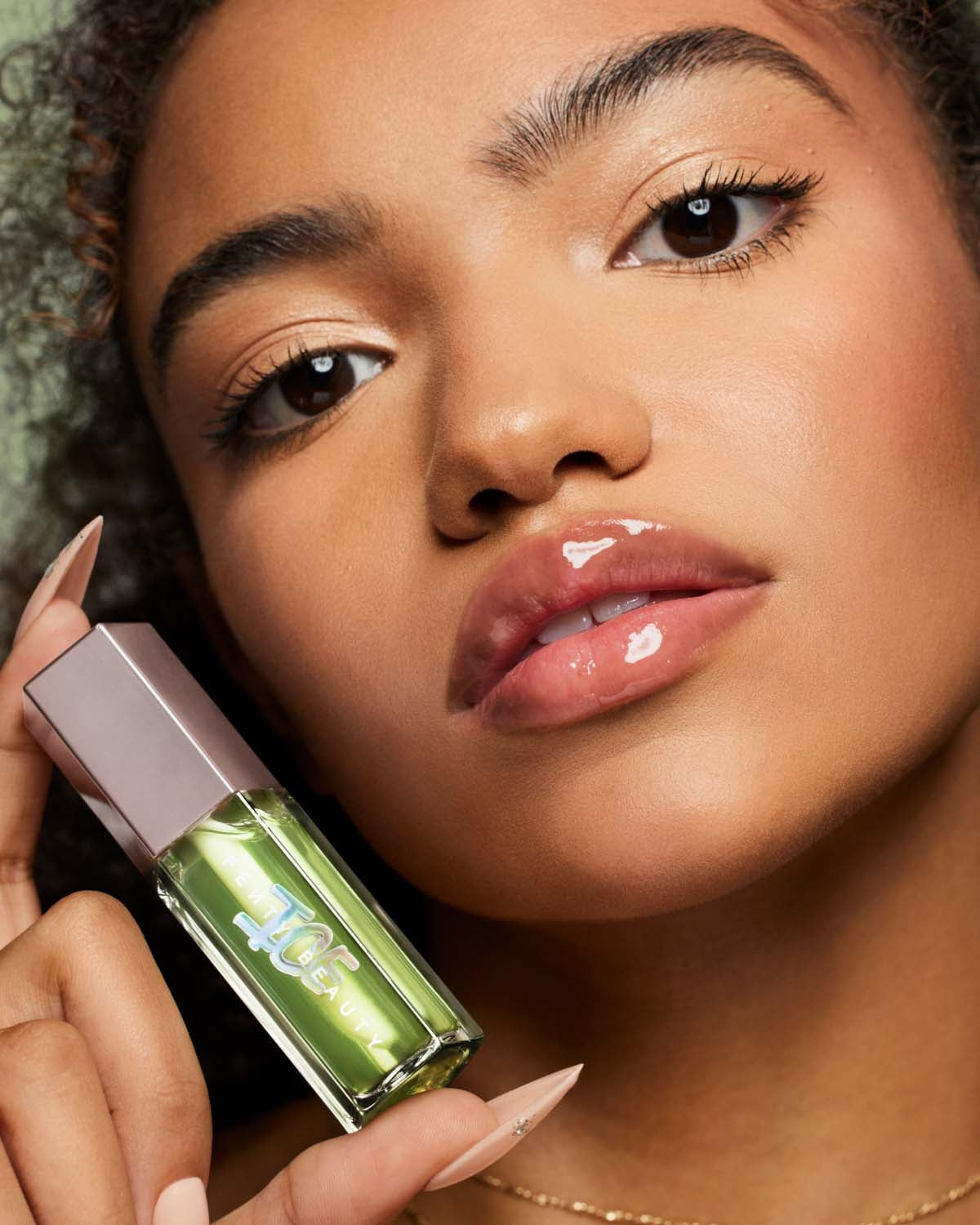 Gloss Bomb Ice Cooling Lip Luminizer ¡ª Cucum'brrr