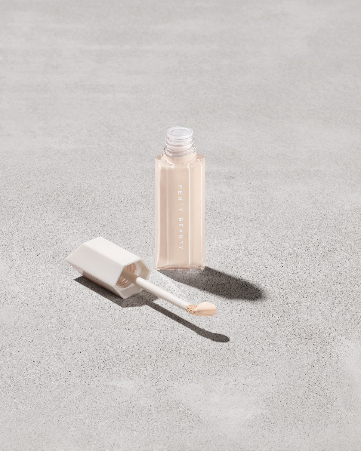 We're Even Hydrating Longwear Concealer ¡ª 100C