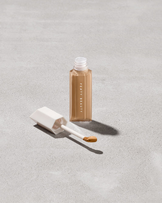 We're Even Hydrating Longwear Concealer ¡ª 295W