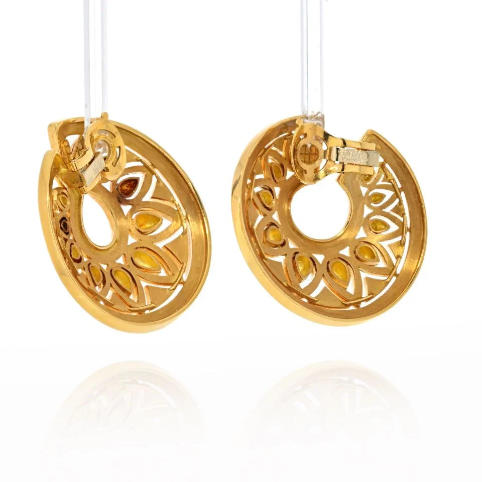 Carthttier 18K Yellow Gold Large Tanjore Open Frame Disc Style Earrings