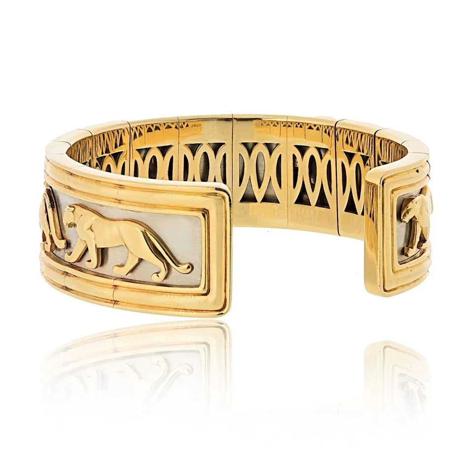 Carthttier 18K Yellow Gold Walking Panthere Bracelet