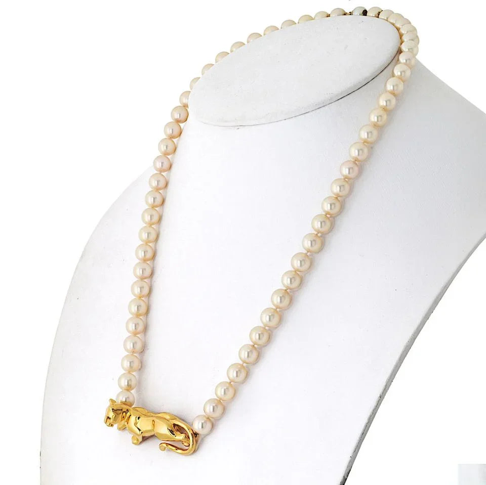 Carthttier 18K Yellow Gold Panthere On A Pearl String Necklace