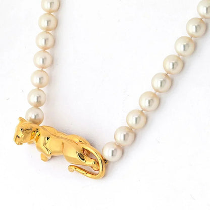 Carthttier 18K Yellow Gold Panthere On A Pearl String Necklace