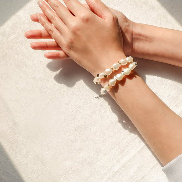 White Baroque Pearls Bracelet 10 mm Freshwater Beads