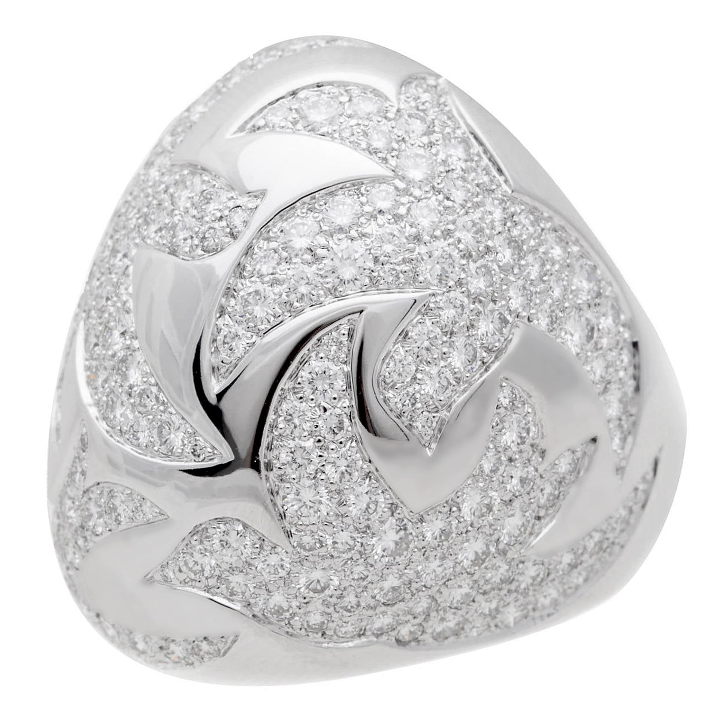 Carthttier Dove of Peace Diamond 18k White Gold Bombe Cocktail Ring