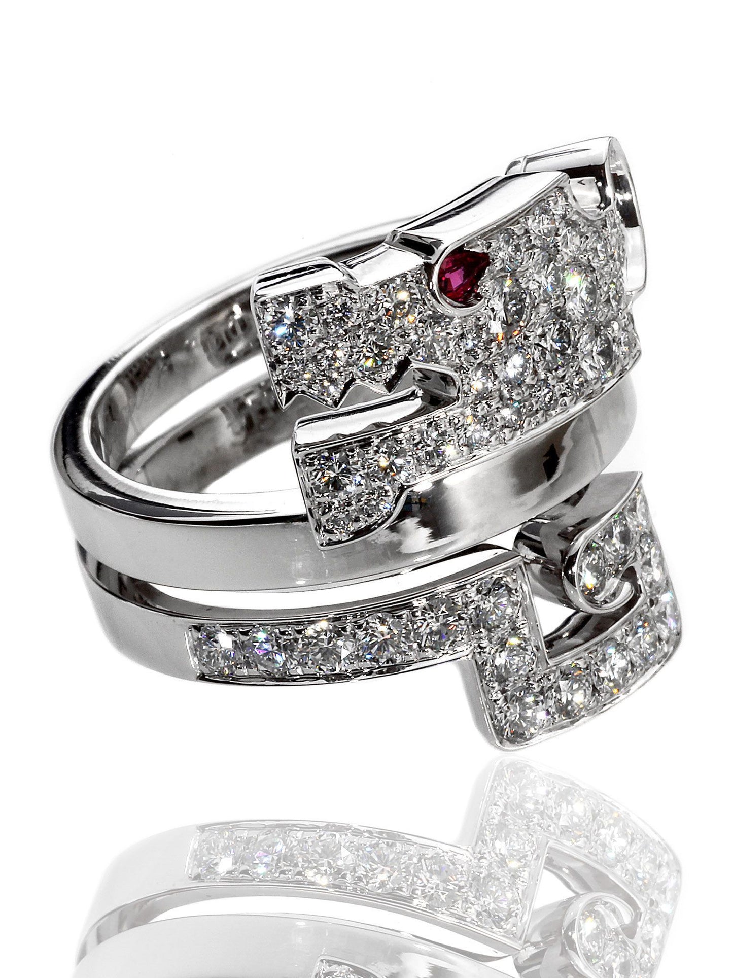 Carthttier Le Baiser Du Dragon Diamond Ring in 18k White Gold
