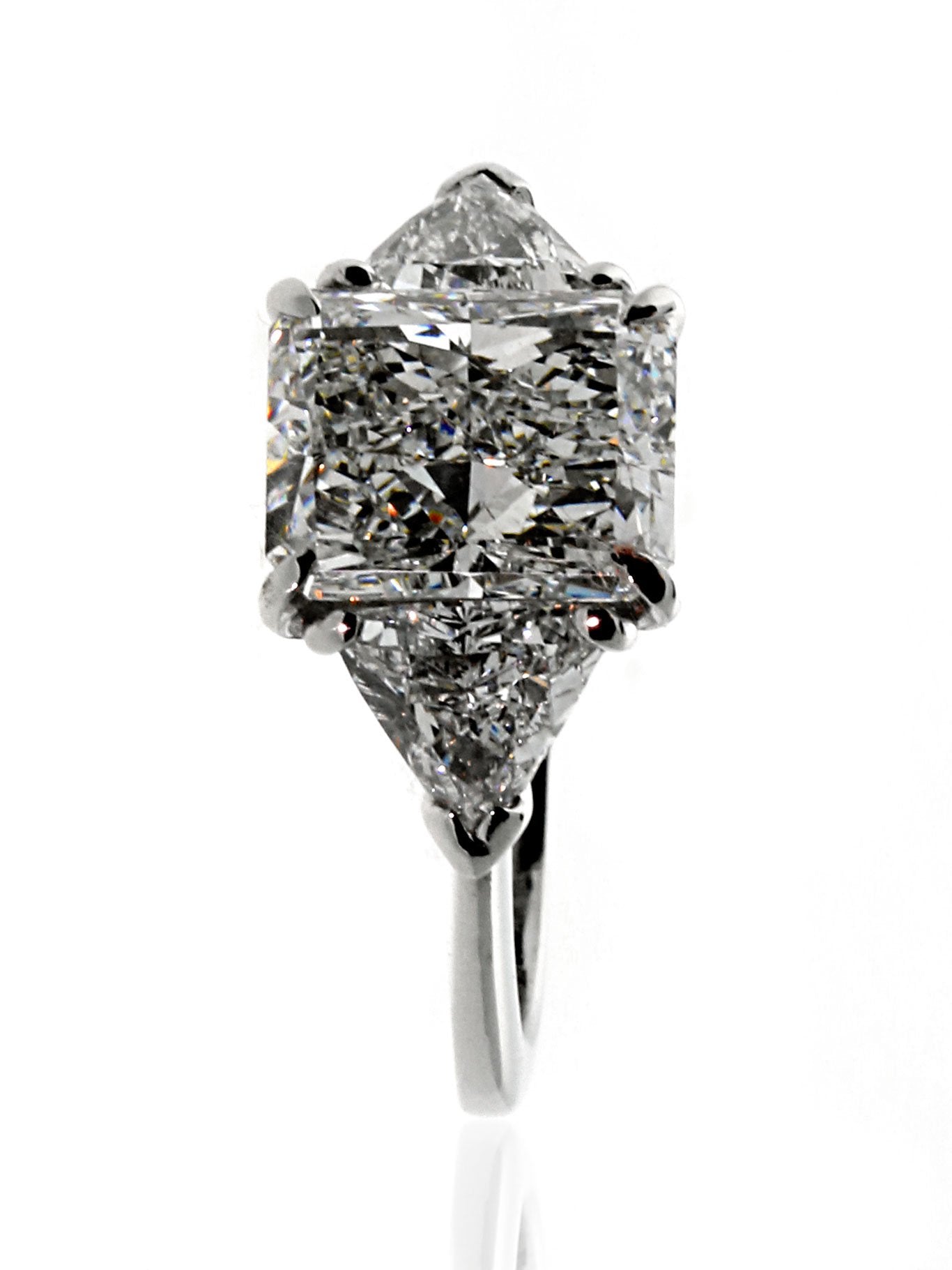 Carthttier Starburst Diamond Engagement Ring in Platinum