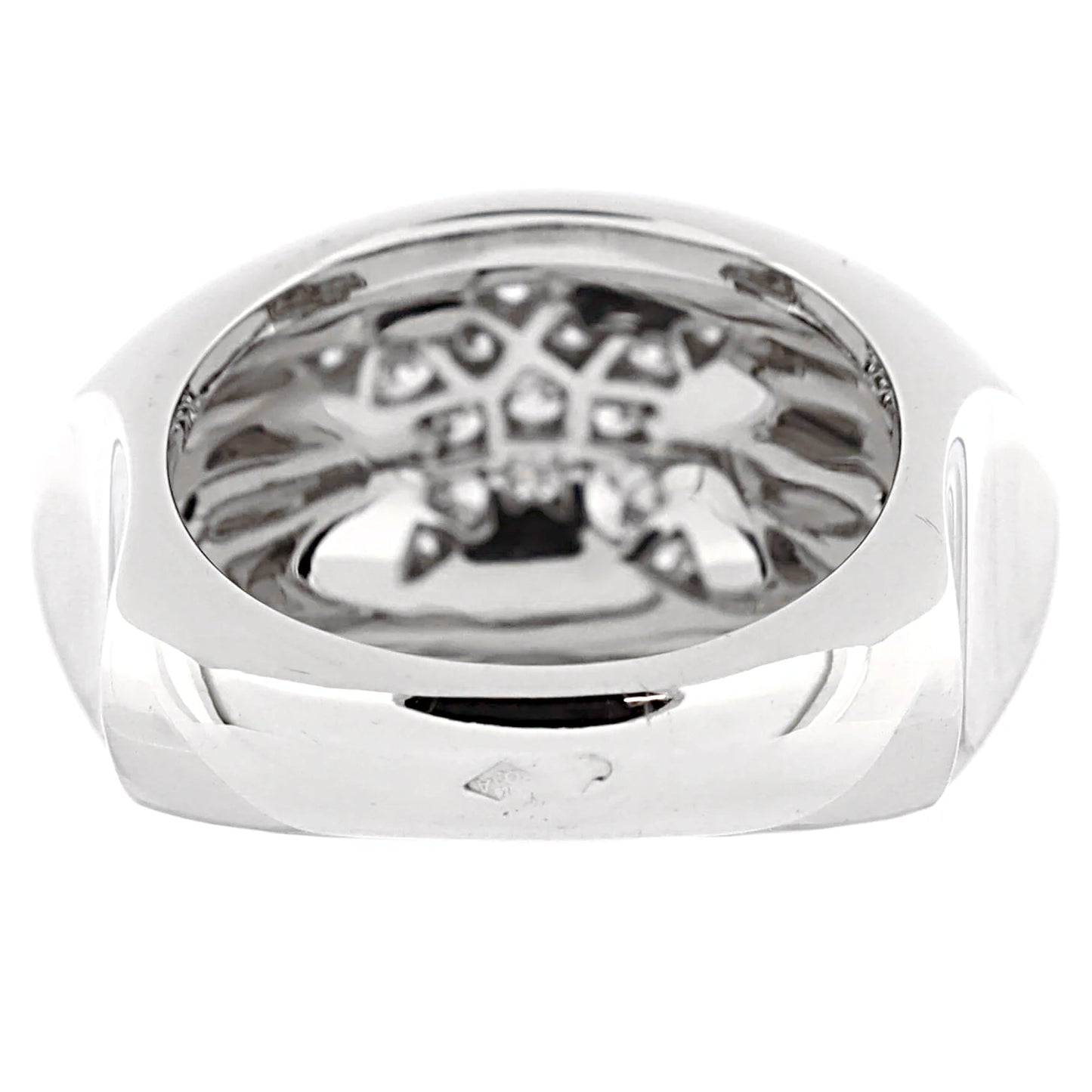 Chathtnel Bombe Comete White Gold Diamond Cocktail Ring