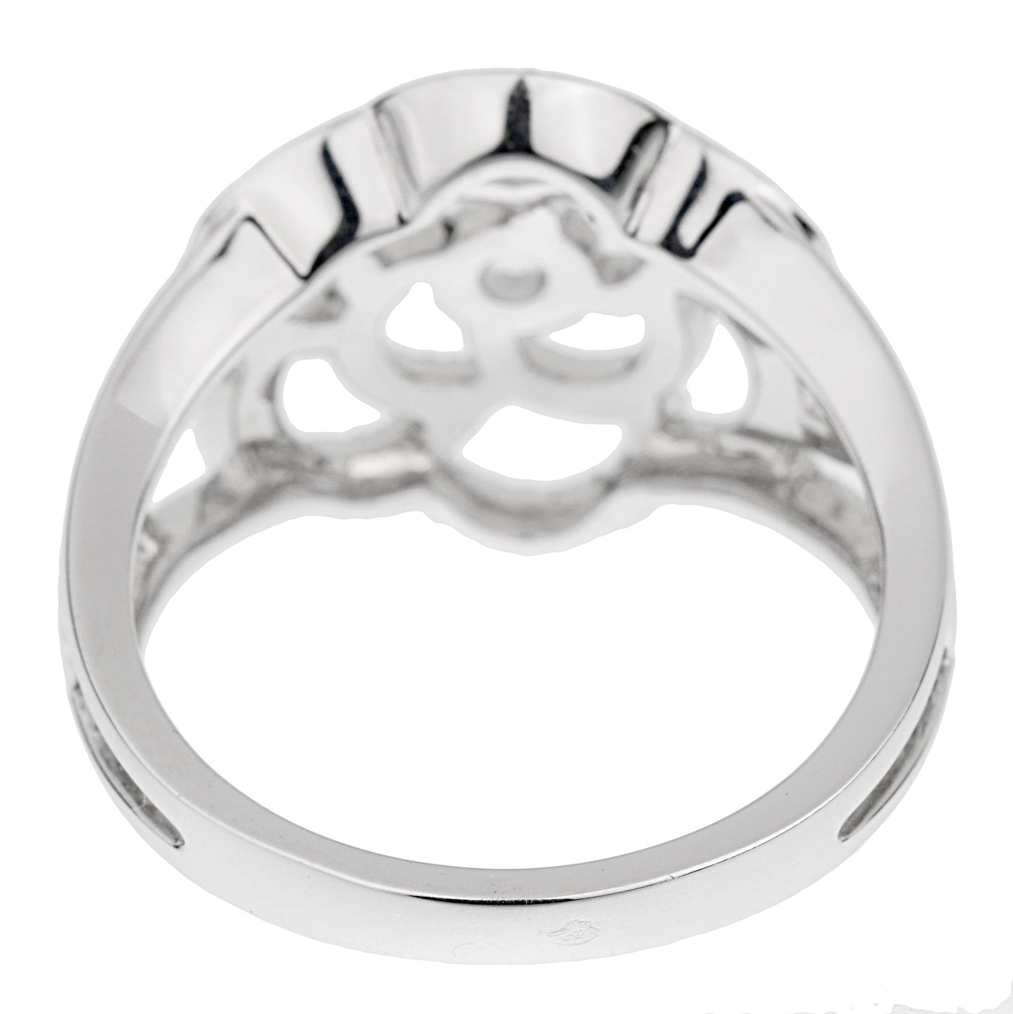 Chathtnel Camellia 18k White Gold Diamond Cocktail Ring