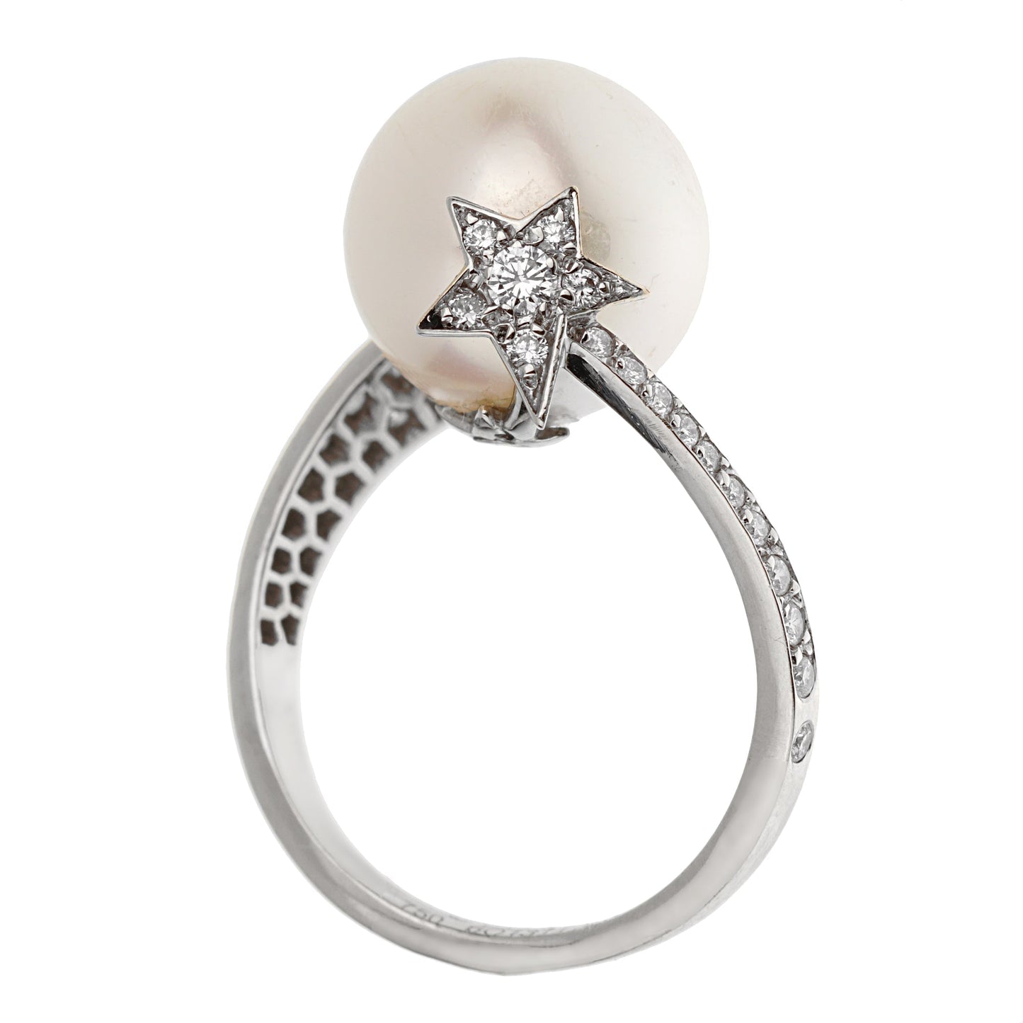 Chathtnel Comete Pearl 18k White Gold Diamond Cocktail Ring