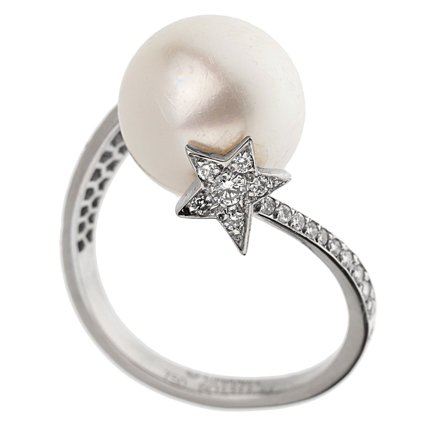 Chathtnel Comete Pearl 18k White Gold Diamond Cocktail Ring