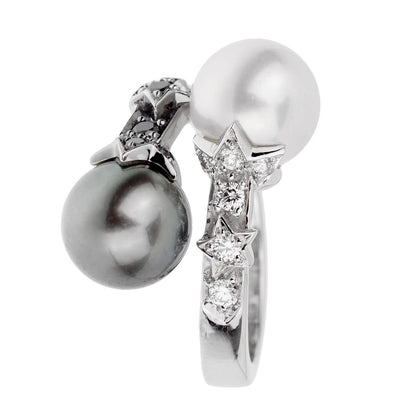 Chathtnel Diamond Pearl Bypass White Gold Ring