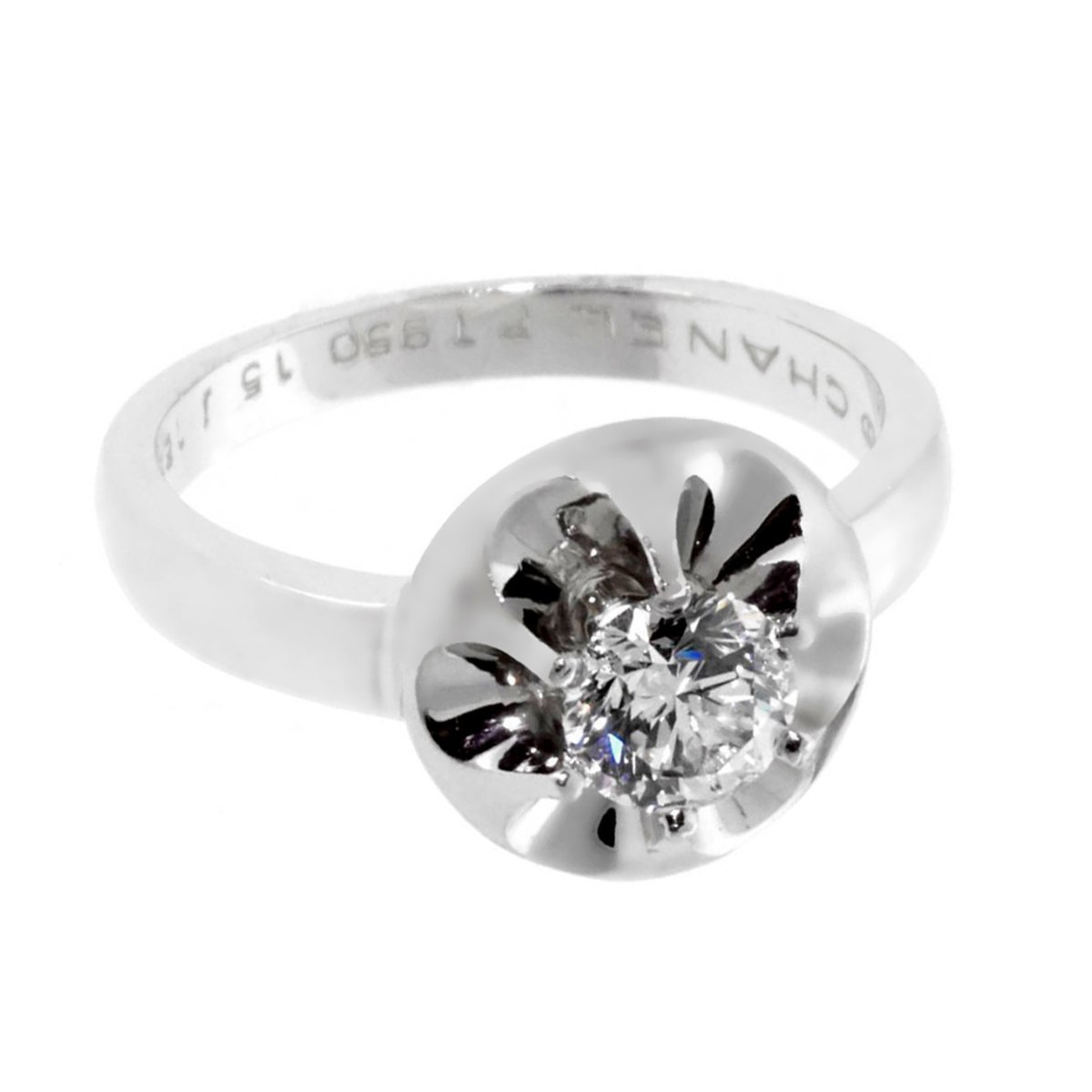 Chathtnel Vintage Flower Solitaire Diamond Platinum Cocktail Ring