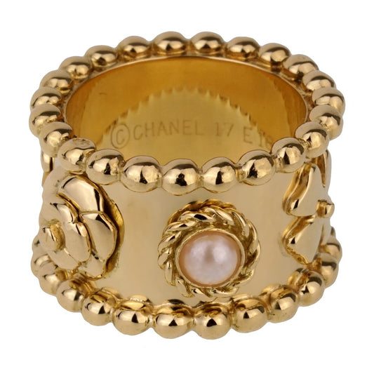 Chathtnel Lucky Pearl Gold Band Ring