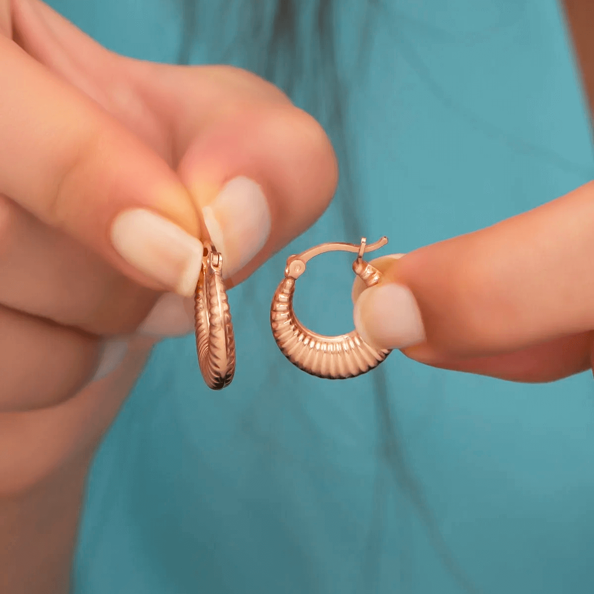 Croissant Hoop Earrings in 18k Gold-Plated Silver