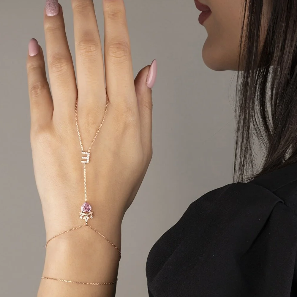 Hand Chain Gold Queen Crown Personalized Slave Bracelet