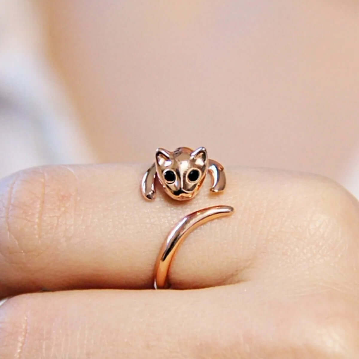 Cute Hugging Cat Open Ring in 925 Sterling Silver