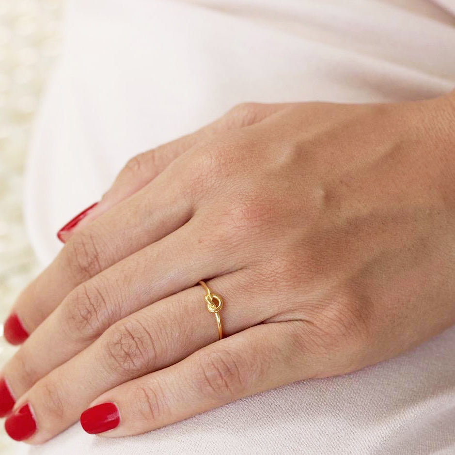 14K Gold Love Knot Ring Women's Modern Jewelry