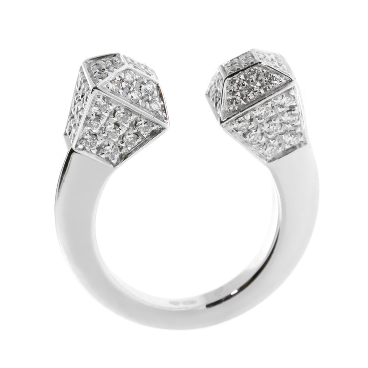 Guthtcci Chiodo Diamond White Gold Ring