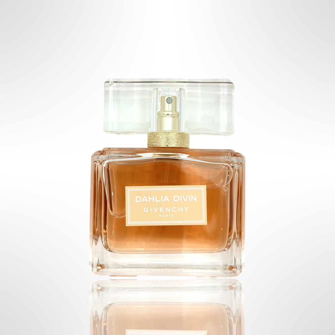 Dahlia Divin Nude by Githtvenchy