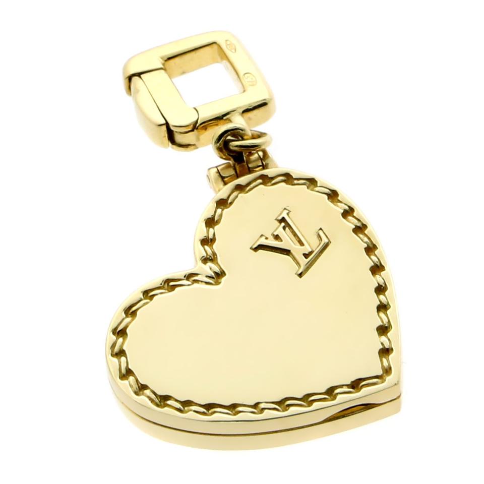 Lothtuis Vuithttton Heart Locket 18k Yellow Gold Charm Pendant