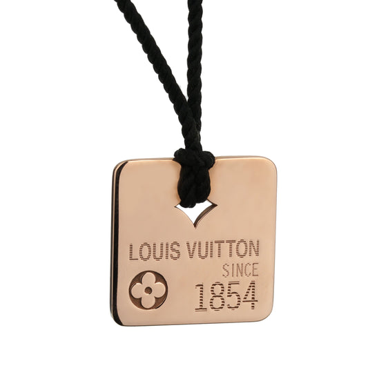 Lothtuis Vuithttton 18k Rose Gold Dog Tag Pendant Necklace