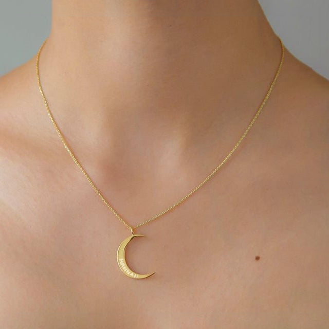 Crescent Moon Necklace Name Engraved Pendant