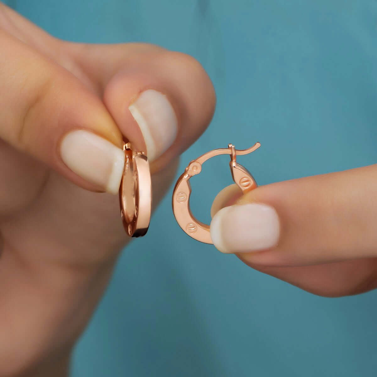 925 Silver Nail Design Hinged Hoop Earrings Iconic Jewelry