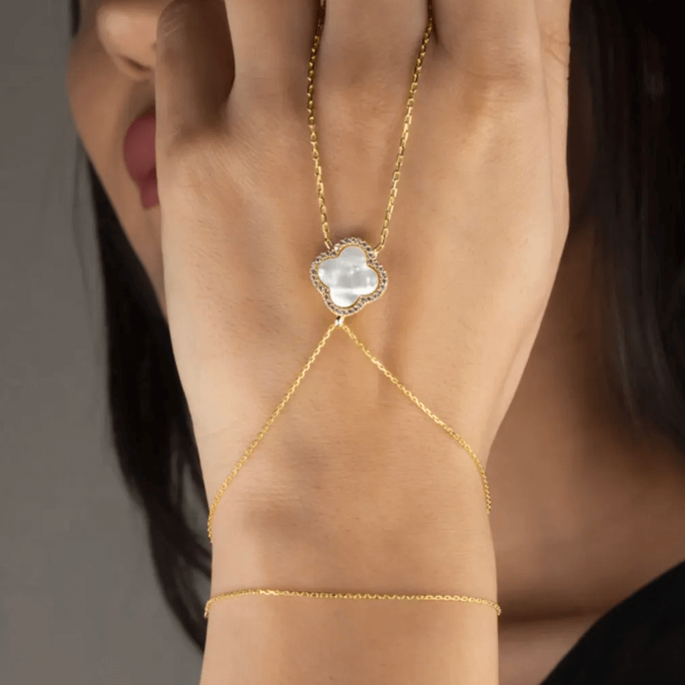 Pearl Clover Charm Hand Harness Luxury Bracelet