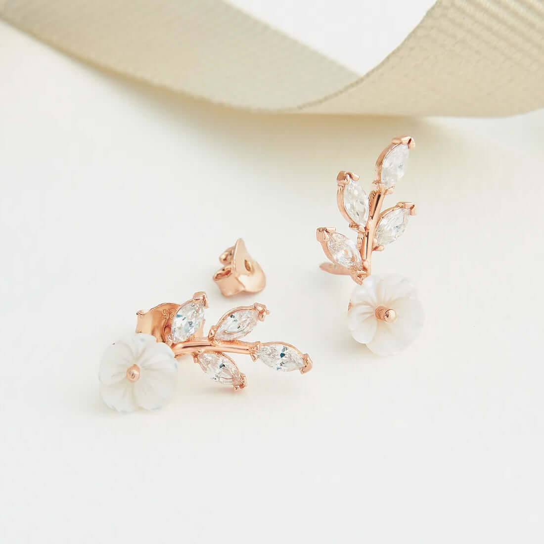 Pearl Flower Stud Earrings Sterling Silver in Rose Gold