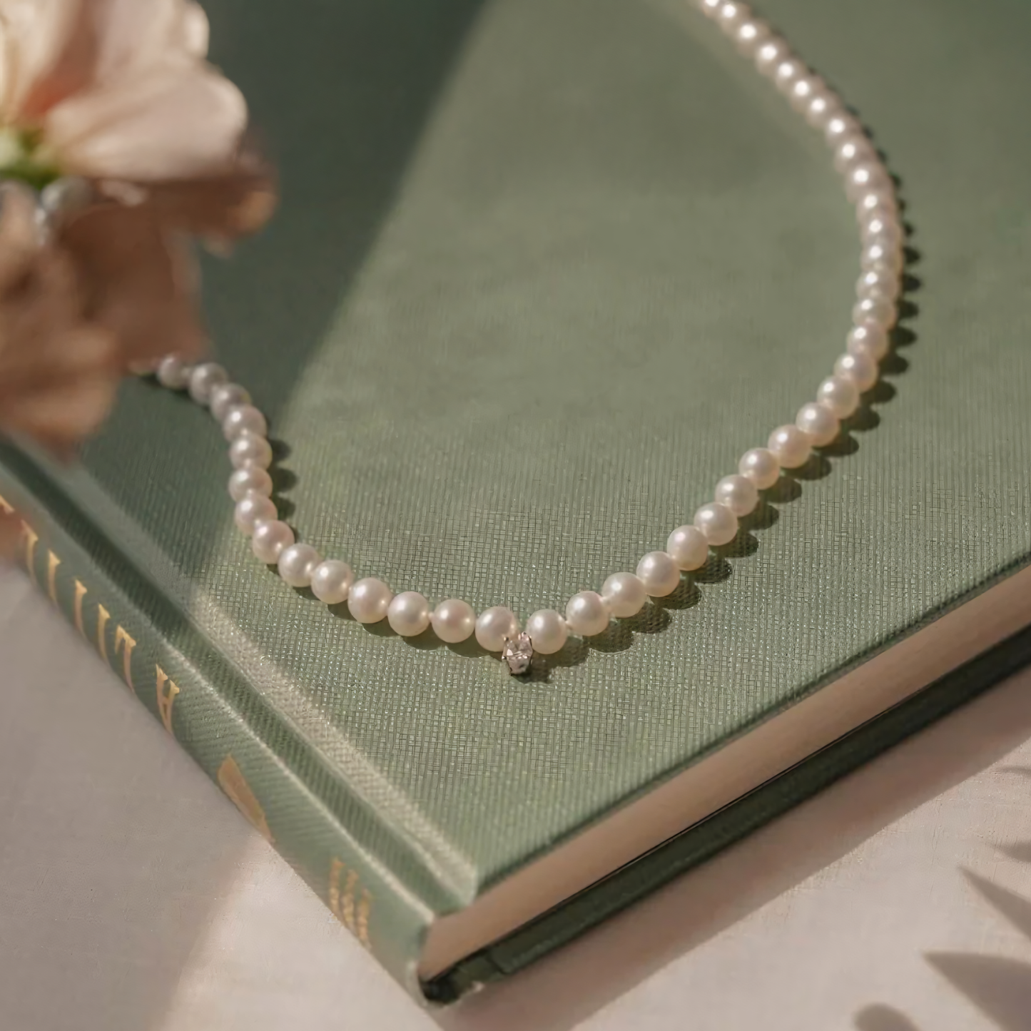 Pearl Necklace Choker with Solitaire CZ Diamond