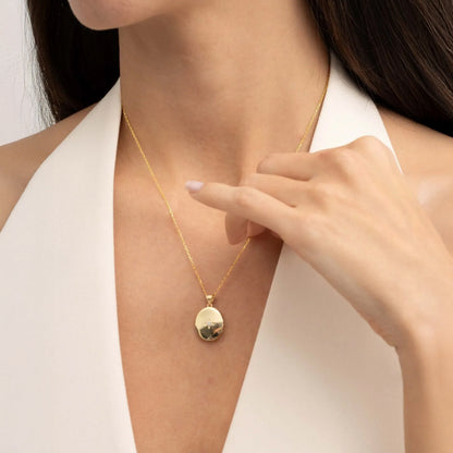Gold Locket Medallion Necklace Personalized Pendant for Photo