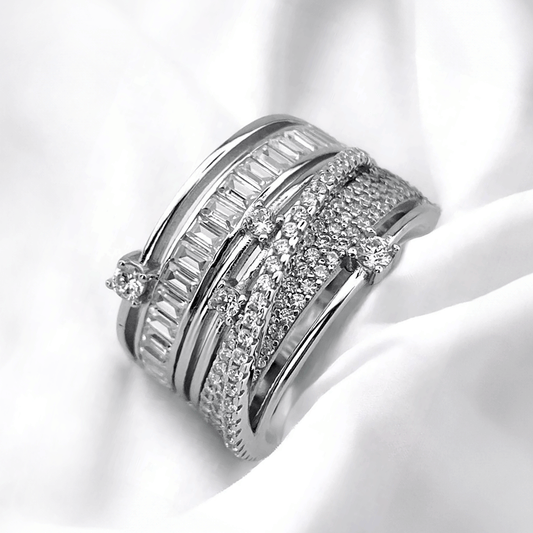 Zircon Stone Spiral Cocktail Ring in Sterling Silver