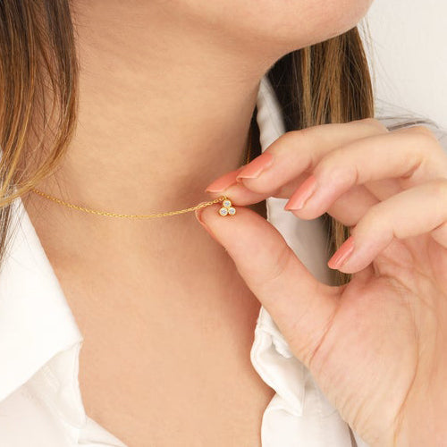Three Stone Necklace Natural DIAMONDS in Gold