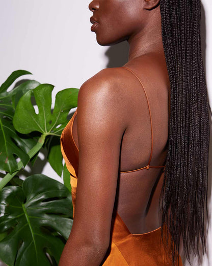 Body Sauce Body Luminizing Tint ¡ª Sinamon Sizzle