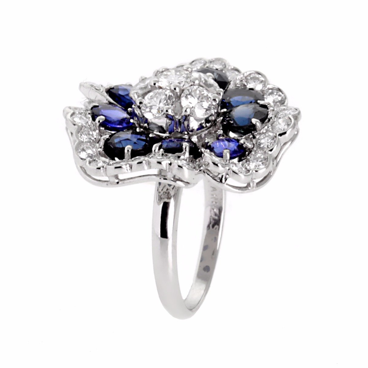 Vathtn Clthteef & Arpels Camellia Sapphire Diamond Ring